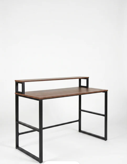 Gaming desk